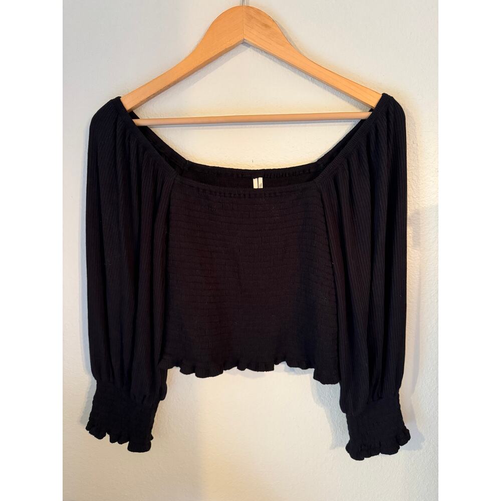 Anthropologie Black Smocked Puff-Sleeve Cropped Top Size S - Picture 3 of 10